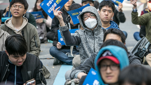 Corée du Sud : les « terroristes du sperme » de plus en plus critiqués